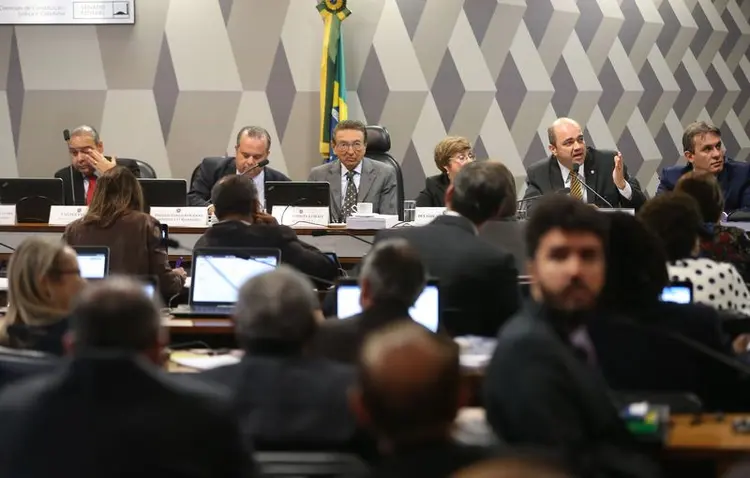 CCJ: a presidência foi intercalada entre Paulo Paim e Antonio Carlos Valadares (Antonio Cruz/Agência Brasil/Agência Brasil)