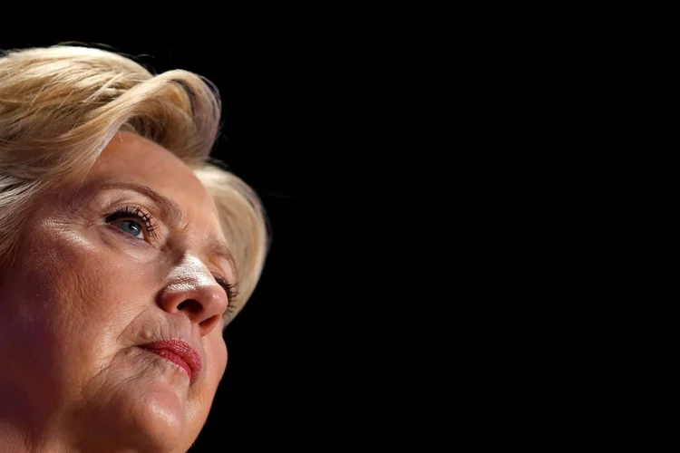 2016-07-14T162356Z_384061391_S1AETPOFEAAB_RTRMADP_3_USA-ELECTION-CLINTON