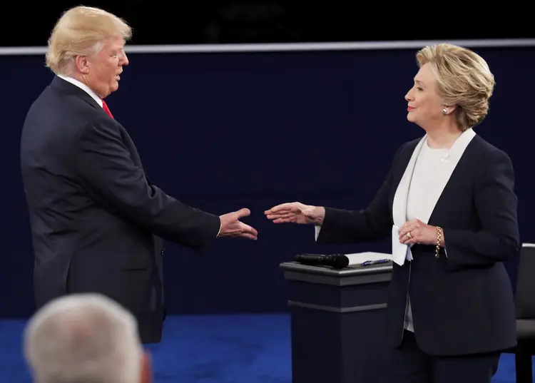 HILLARY E TRUMP: candidatos à presidência americana fazem último debate antes das eleições de 8 de novembro / Reuters/Jim Young
