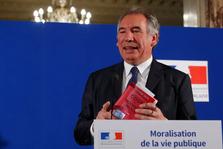 François Bayrou: ele afirmou que, como ministro de Justiça, tinha "as mãos atadas" (Philippe Wojazer/Reuters)