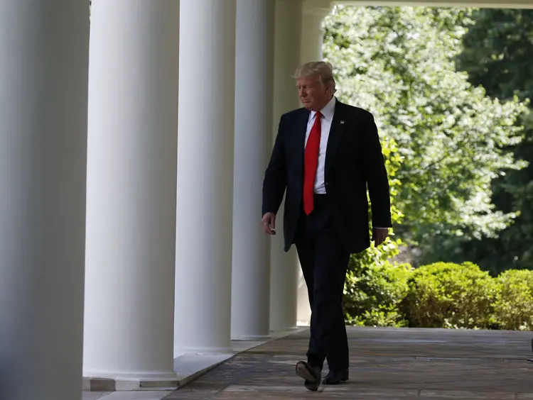 Trump: Comey também disse que Trump lhe pediu em janeiro para jurar lealdade ao presidente (Joshua Roberts/Reuters)