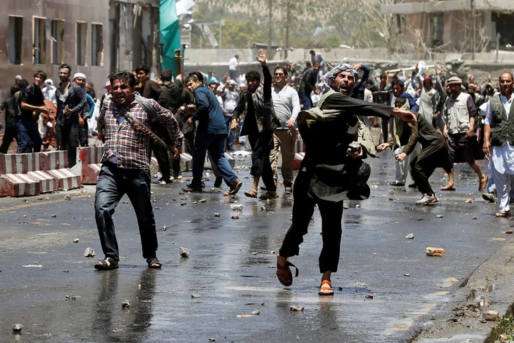 Protesto: vários grupos menores continuam com seus protestos em pelo menos três pontos da cidade (Omar Sobhani/Reuters)