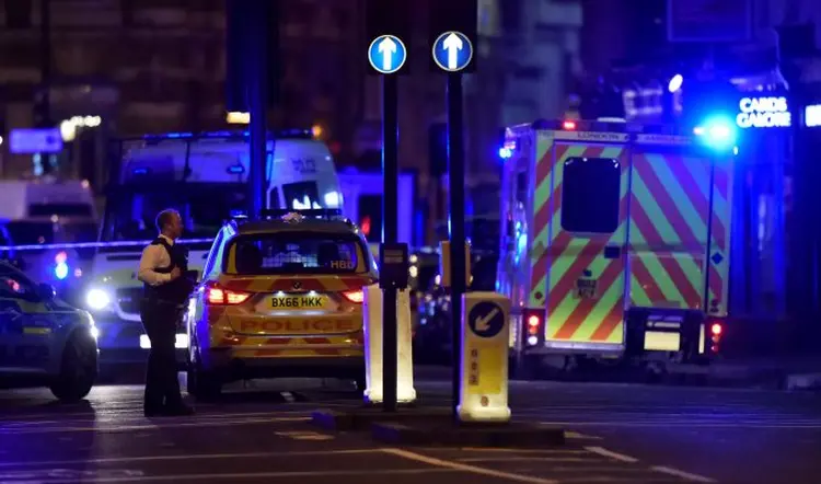 Ataque na Ponte de Londres: van atingiu vários pedestres (Hannah McKay/Reuters)