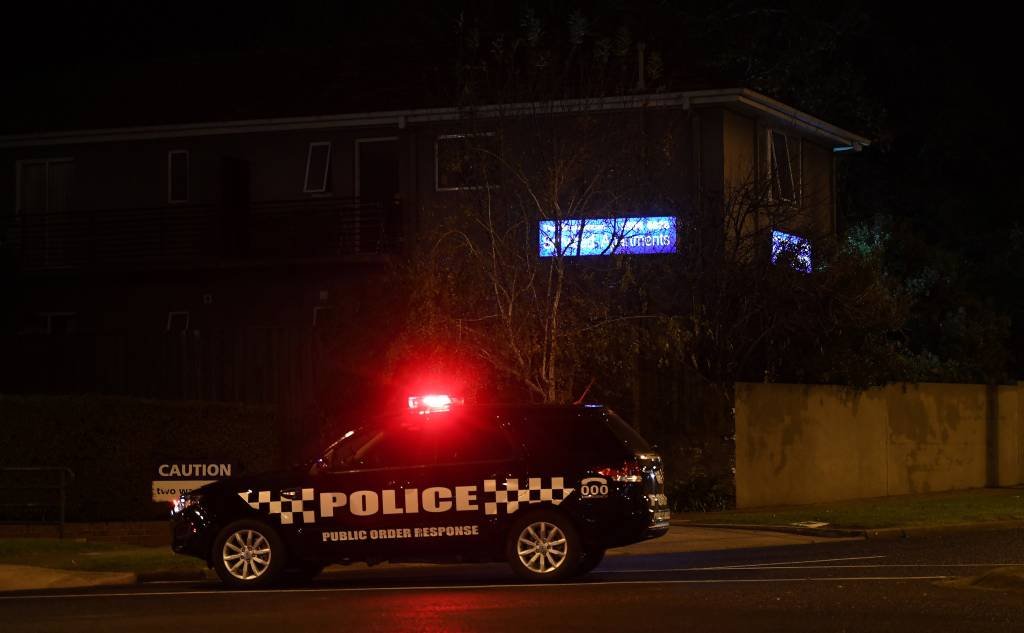 Polícia da Austrália faz buscas após ataque reivindicado pelo EI