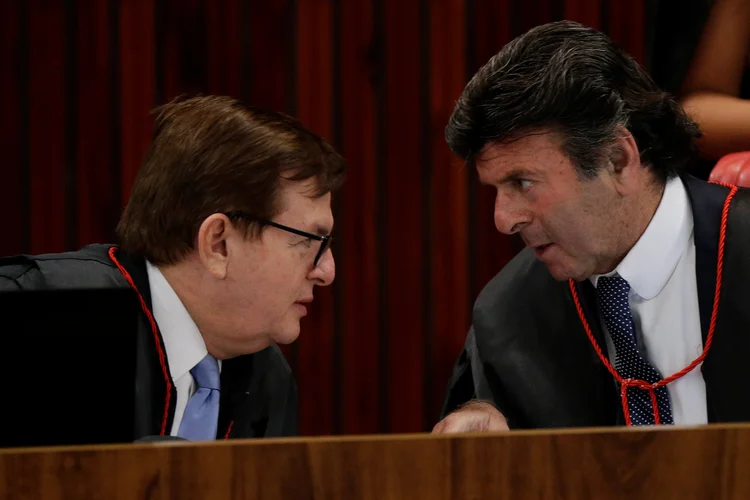 Benjamin e Fux: os ministros discutem qual deve ser a ordem da continuidade do julgamento nesta quinta-feira (Ueslei Marcelino/Reuters)