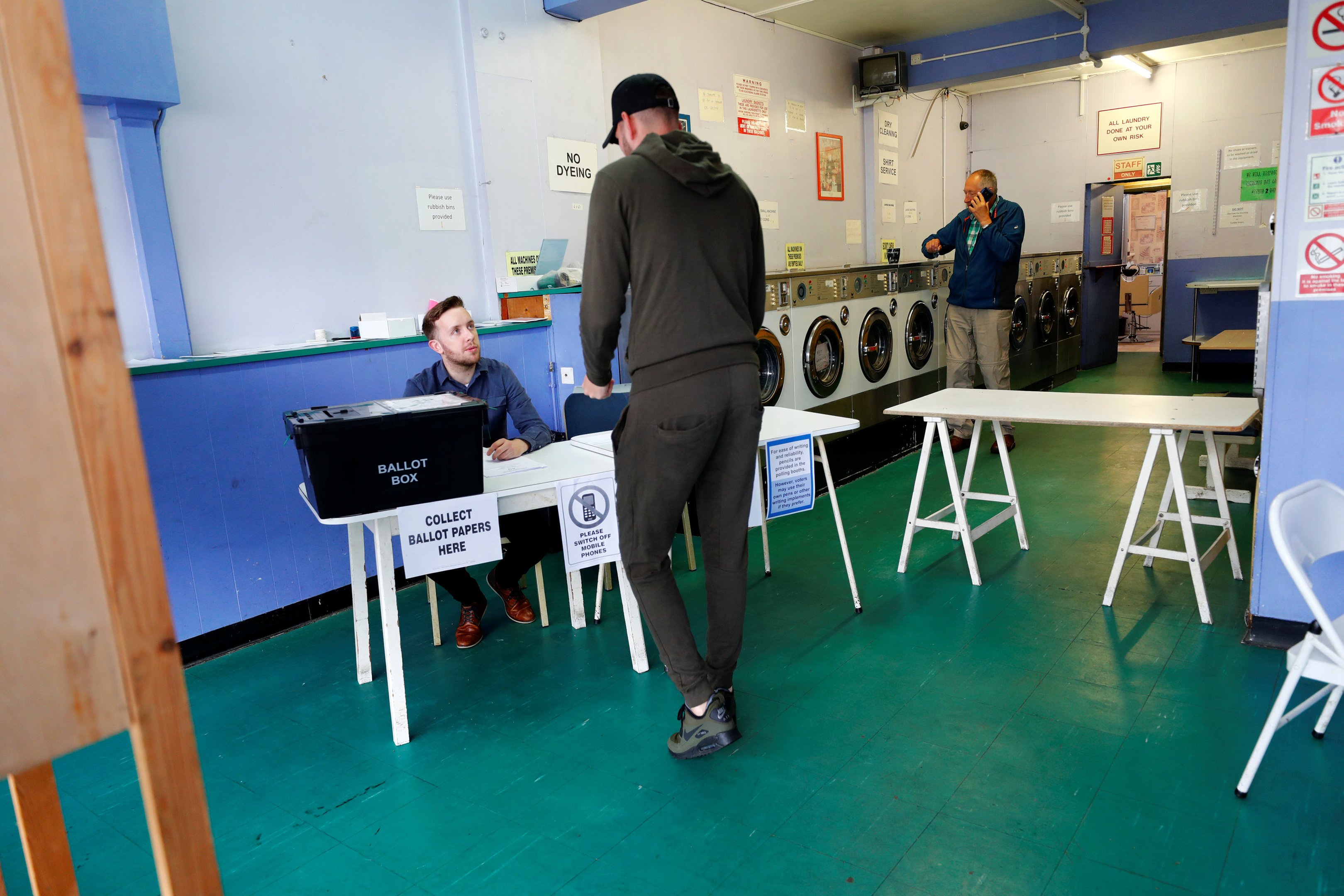 Começa a contagem dos votos das eleições gerais no Reino Unido