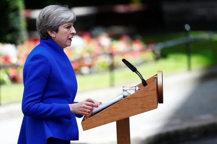 Theresa May: analistas consideram que May pode ser obrigada a abandonar a ideia de um Brexit "duro" (Eddie Keogh/Reuters)
