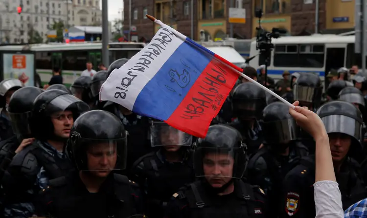 Protesto na Rússia: autoridades detiveram cerca de mil manifestantes nesta segunda-feira (Maxim Shemetov/Reuters)