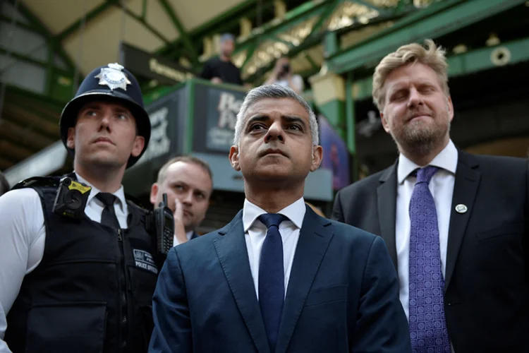 Sadiq Khan: o prefeito criticou as honras com que Trump será recebido amanhã no país (Hannah McKay/Reuters)