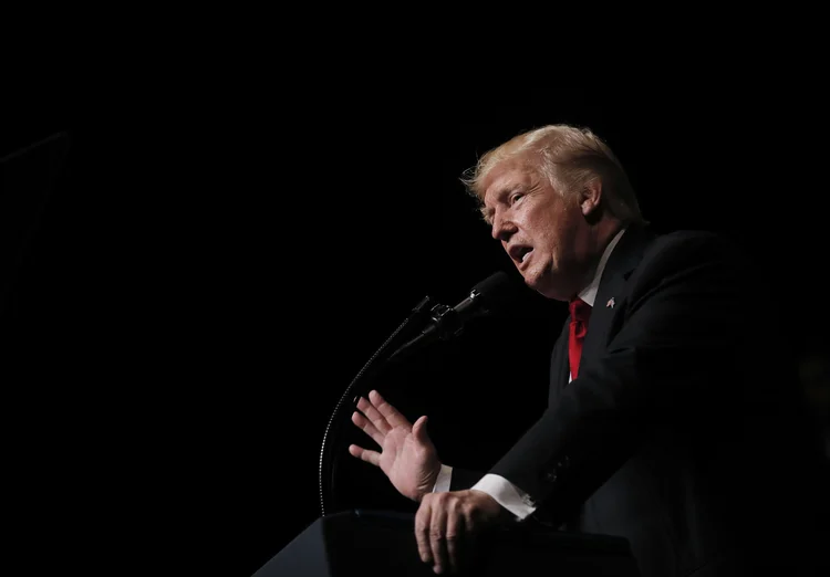 Donald Trump anuncia a mudança da política com Cuba, 16/06/2017 (REUTERS/Carlos Barria/Reuters)