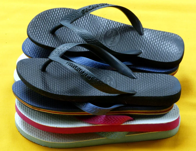 Havaianas: fabricante dos famosos chinelos poderá ser vendida em breve (Paulo Whitaker/Reuters)