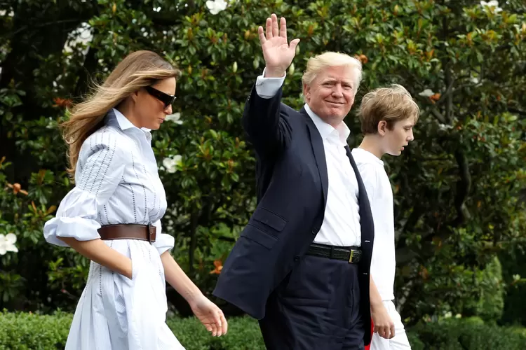 Donald Trump e família: Desde sua posse, Trump preferiu passar os finais de semana em Washington (Yuri Gripas/Reuters)