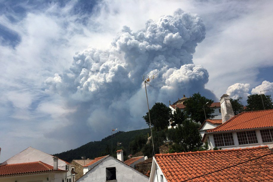 Fumaça: vilarejo de Dornes