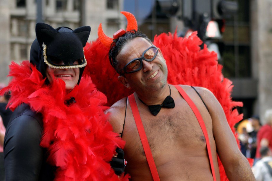 Festa: muitas pessoas vão fantasiadas à parada