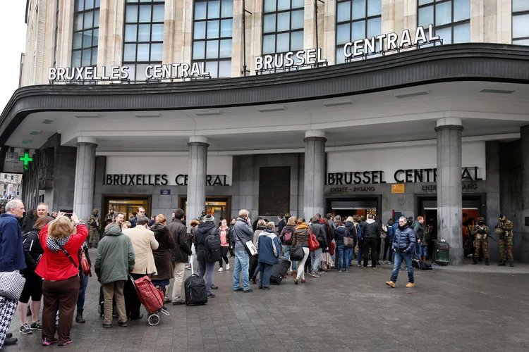 Estação central em Bruxelas em 2016: as autoridades evacuaram a Estação Central e a vizinha Grand Place (Francois Lenoir/Reuters)