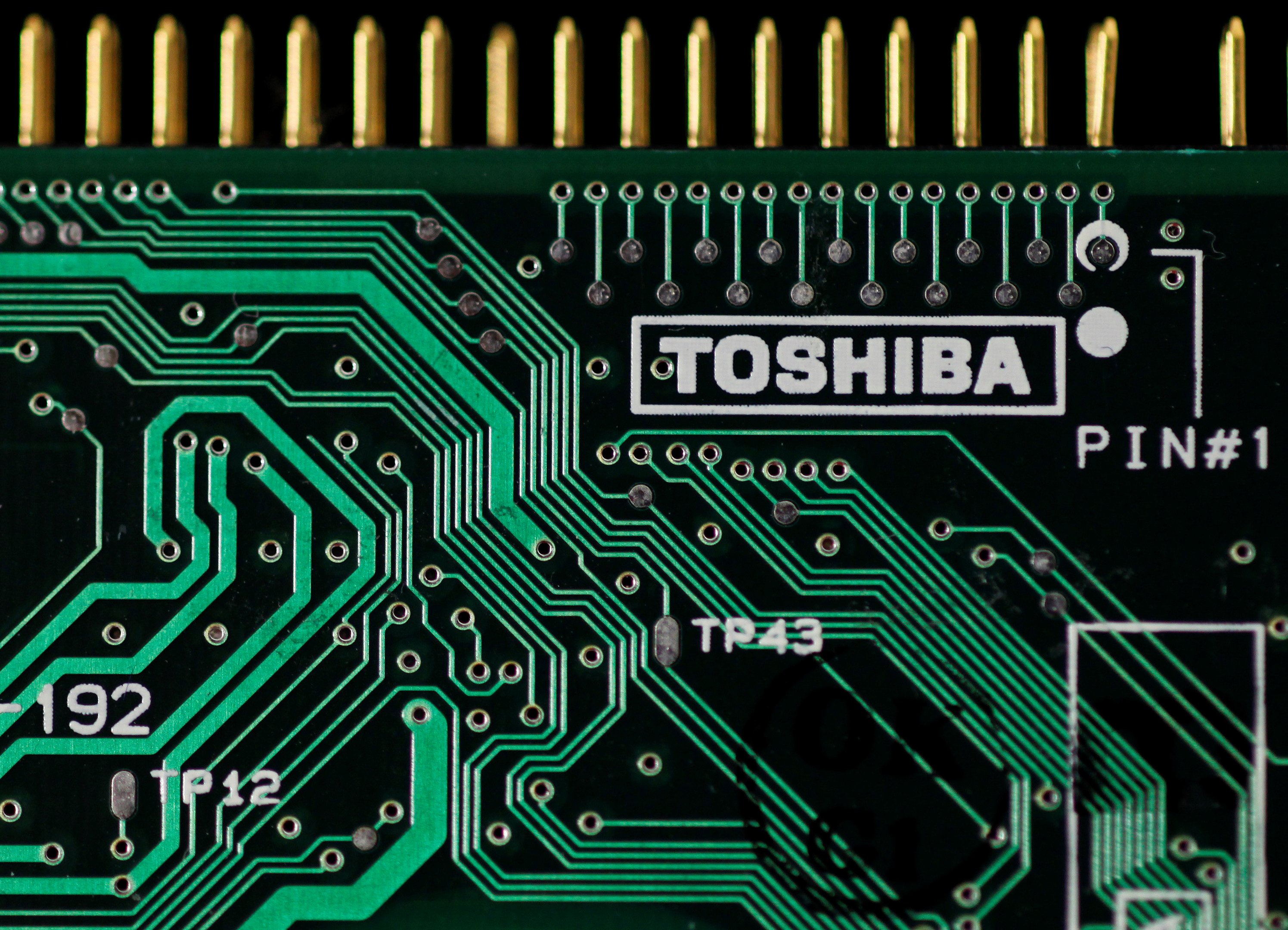 Toshiba escolhe oferta de consórcio japonês por unidade de chips