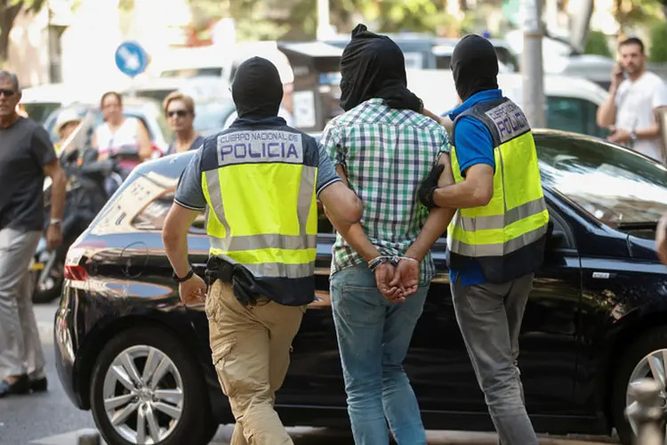 Prisões na Espanha: um dos detidos tinha recolhido grande quantidade de material do Estado Islâmico para cometer atentados (Juan Medina/Reuters)