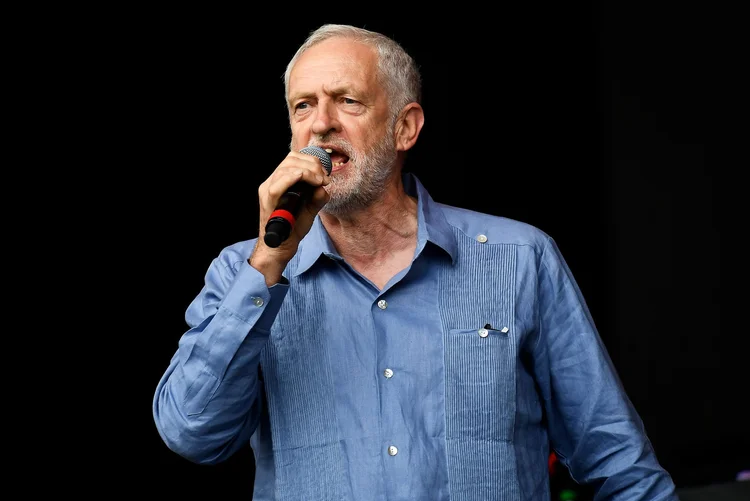 Jeremy Corbyn: o líder exigiu que as outras regiões do Reino Unido recebam fundos como os pactuados para a Irlanda do Norte (Dylan Martinez/Reuters)