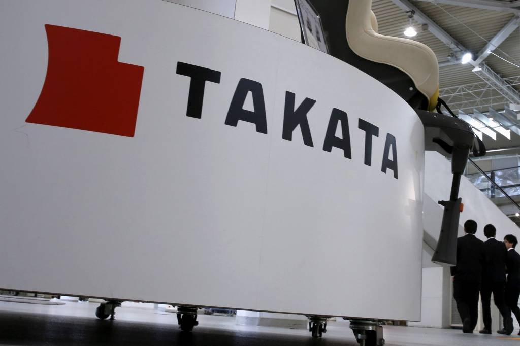 Fabricante de airbags Takata declara falência