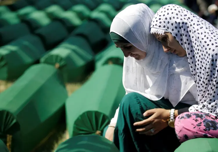 Massacre: cerca de 8.000 homens e meninos muçulmanos foram mortos em 1995 durante o genocídio de Srebrenica (Dado Ruvic/Reuters)