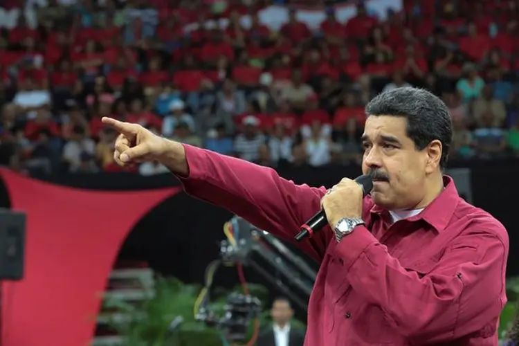 Maduro: "Saíram de Miami para proibir o vídeo de Maduro. É um vídeo proibido no mundo, pela ditadura imperialista, não se pode ouvir" (Divulgação/Reuters)