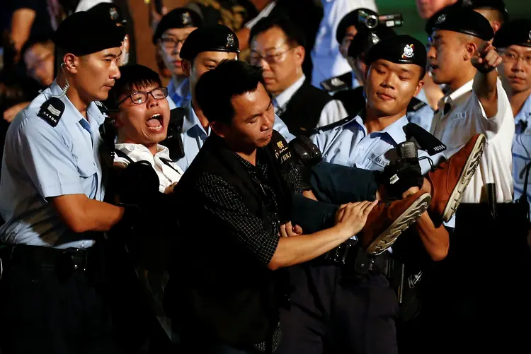 Joshua Wong: o líder estudantil de protestos está entre os manifestantes detidos (Damir Sagolj/Reuters)