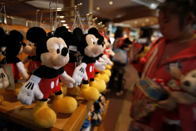 Disney (Kiyoshi Ota/Bloomberg)