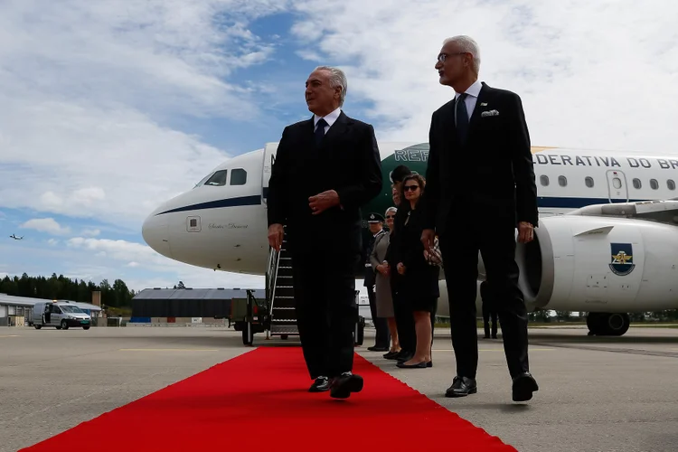 Temer com embaixador do Brasil na Noruega: dias difíceis pela frente (Beto Barata/PR/Palácio do Planalto/Divulgação)