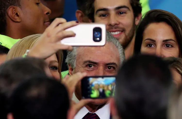 MICHEL TEMER: ele deve assumir a presidência em definitivo hoje e, poucas horas depois, embarcar para a China  / Adriano Machado/ Reuters