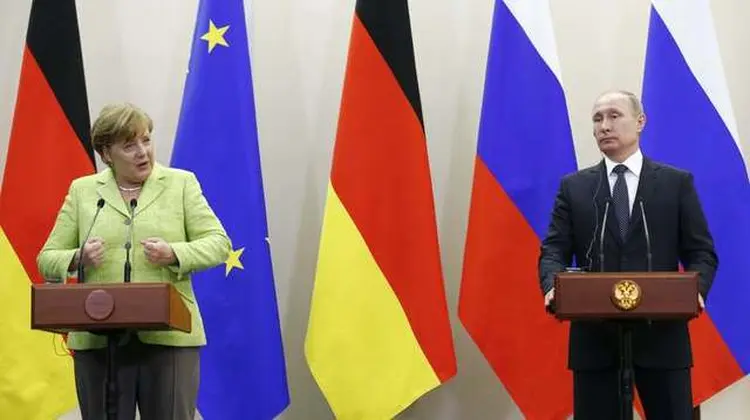 PUTIN E MERKEL: chanceler alemã e presidente russo falaram sobre Síria, Chechênia e outros temas polêmicos / Alexander Zemlianichenko/Reuters