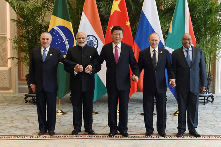 ENCONTRO DOS BRICS NA CHINA: Michel Temer, Nahendra Modi (Índia), Xi Jinping (China, organizador do encontro), Vladimir Putin (Rússia) e Jacob Zuma (África do Sul)  / Wang Zhao/Pool/ Reuters