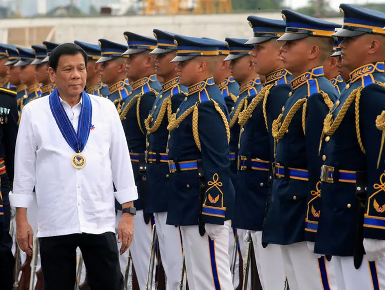 DUTERTE: as Filipinas avançam, mas seu presidente é acusado de violações de direitos humanos  / Romeo Ranoco/ Reuters