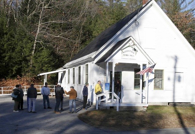 VOTAÇÃO EM NEW HAMPSHIRE: talvez os Estados Unidos estejam se transformando na nova Roma, que caiu quando parou de integrar os estrangeiros / Mary Schwalm/ Reuters