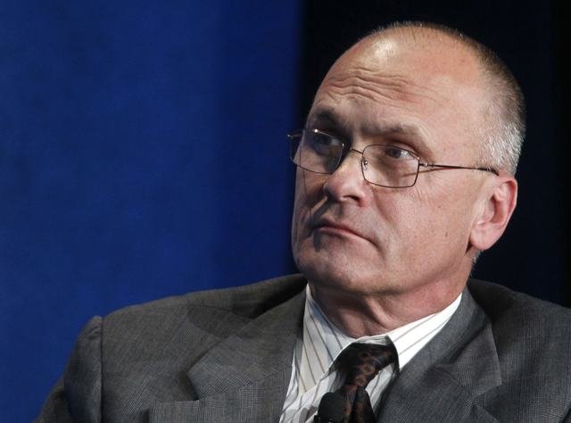 PUZDER: há uma sensação de que existe um abismo cultural muito maior entre os liberais ricos e a classe branca trabalhadora do que há entre os trumpistas e a classe branca trabalhadora / Fred Prouser/ File Photo/ Reuters