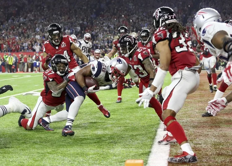 SUPERBOWL: vitória dos Patriots veio na primeira prorrogação da história do evento  / Adrees Latif/ Reuters