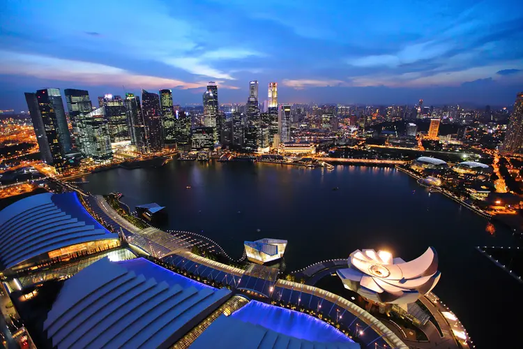 Singapura: destaque na Associação de Nações do Sudeste Asiático (Asean), país tem um dos maiores hubs logísticos do mundo (Leungchopan/Getty Images)