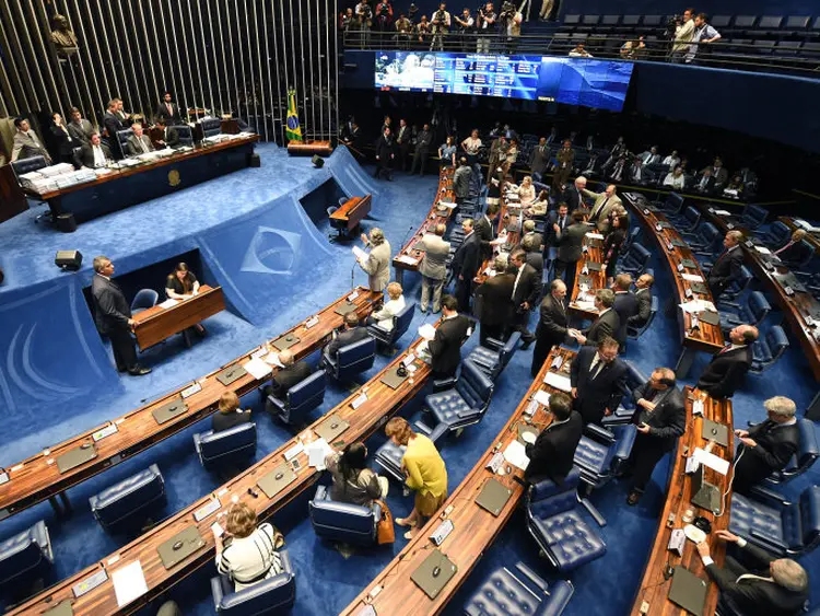 SENADO: liminar do ministro Luiz Fux abre nova frente de atrito entre Legislativo e Judiciário  / Evaristo Sá/ AFP