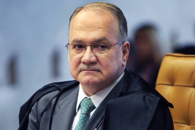 Fachin tira de Moro investigação sobre irmão de Lula
