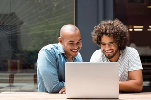 Imagem referente à matéria: Como responder "Como você demonstra liderança no seu dia a dia?" na entrevista de emprego