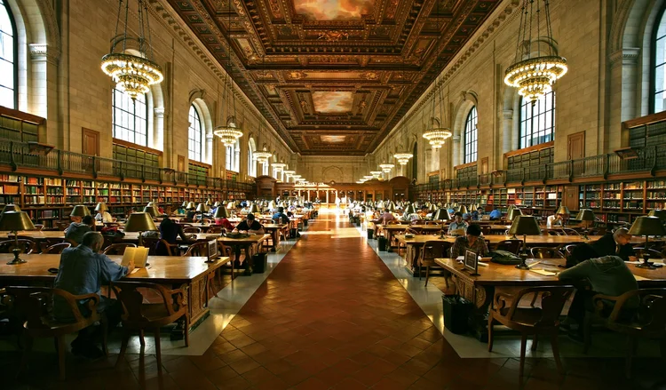 NY: Bibliotecas estão preocupadas com inclusão tecnológica / Biblioteca Pública de Nova York / Wikimedia Commons