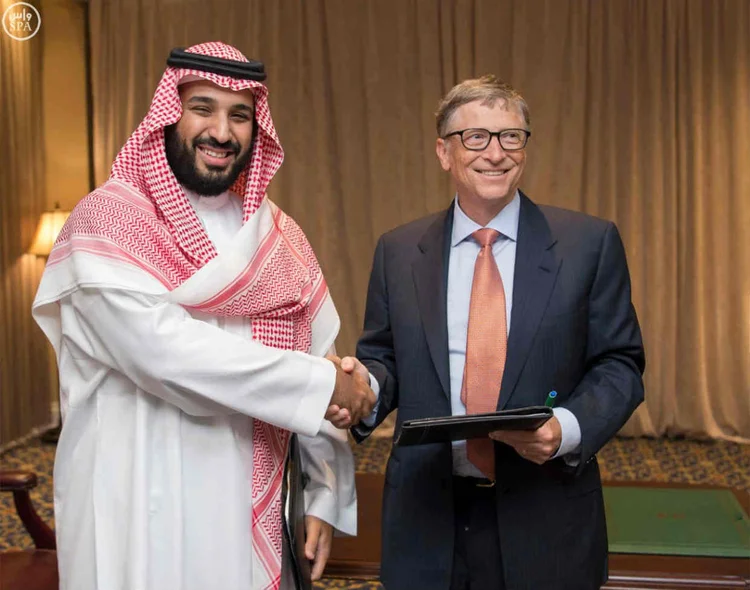 SAUDITA MOHAMMED BIN SALMAN E BILL GATES: a capacidade de uma economia de gerar bilionários é um índice de sua força / Saudi Press Agency/ Reuters