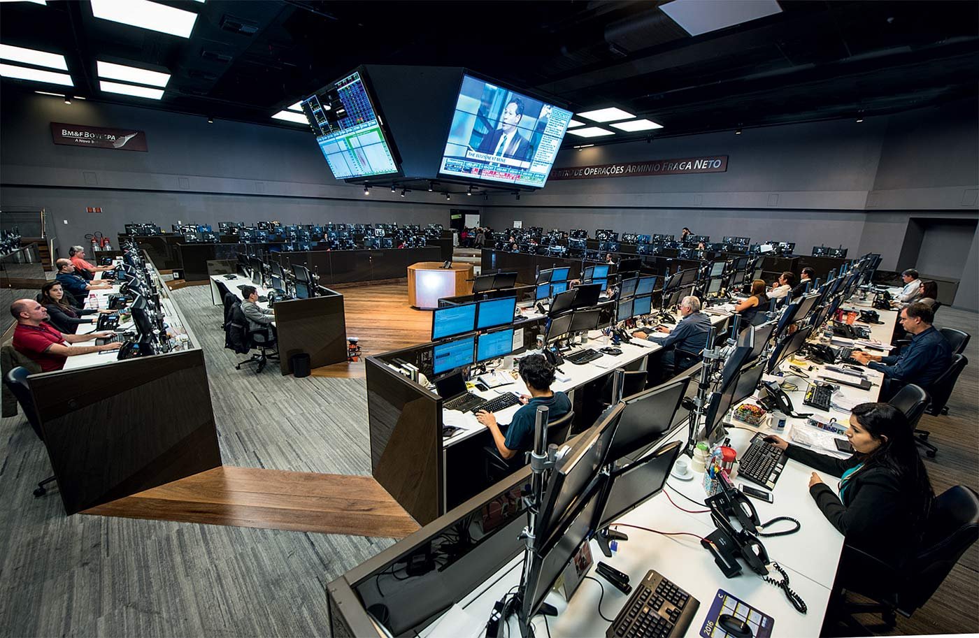Ibovespa renova máxima histórica e fica acima de 89 mil pontos pela 1ª vez