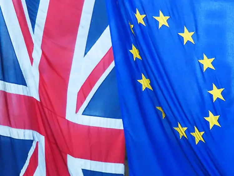 Brexit: "O Reino Unido acredita que a duração do período deveria ser determinado simplesmente pelo tempo que levará preparar e implementar os novos processos e sistemas que vão escorar a futura associação com a UE" (Toby Melville/Reuters)