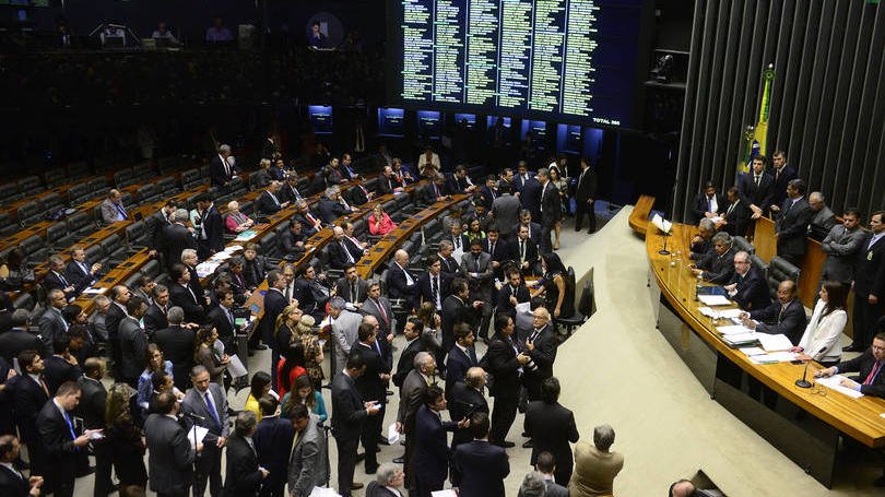 CÂMARA DOS DEPUTADOS: se a reforma não passar, a taxa de desemprego de quase 13% de hoje deixaria saudades, com números caminhando para 17% / Gustavo Lima / Câmara dos Deputados