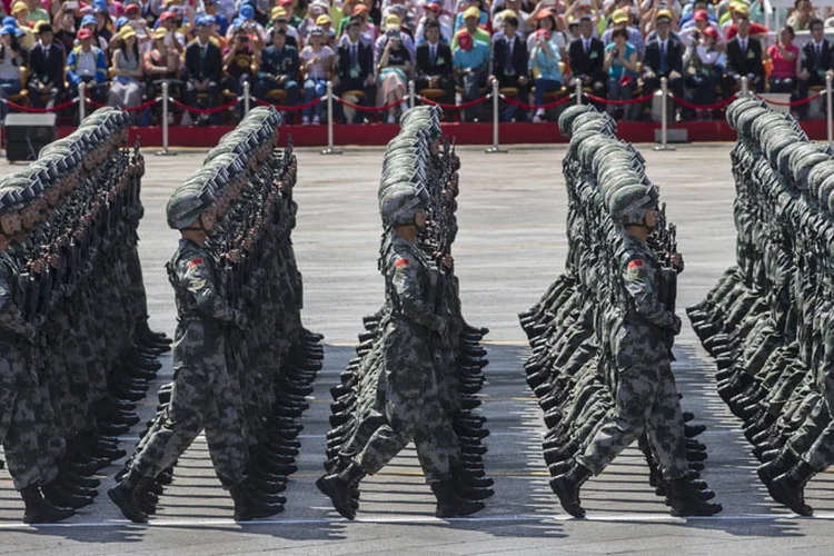 Exército chinês: Pequim se opõe "firmemente" a alguns aspectos deste relatório (Kevin Frayer/Getty Images)