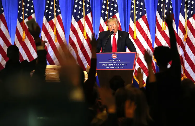COLETIVA DE TRUMP: o presidente eleito se reuniu com reporters  em Nova York para discutir os assuntos mais proeminentes do governo / Spencer Platt/Getty Images