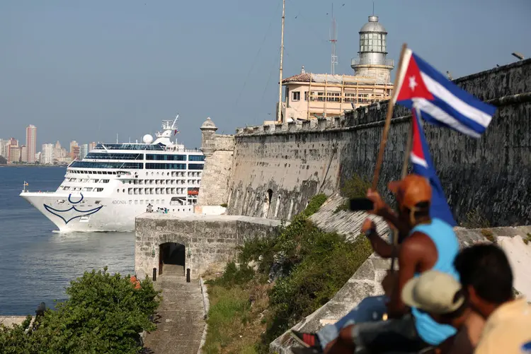 TURISMO EM CUBA: alta de 6% em relação ao previsto para o ano e um crescimento de 13% em comparação com 2015 / Alexandre Meneghini/REUTERS (Alexandre Meneghini/REUTERS/Reuters)