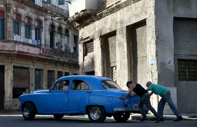 HAVANA: a crise venezuelana cortou divisas e combustível para Cuba, que retoma o fantasma dos anos 90  / Joe Raedle/ Getty Images