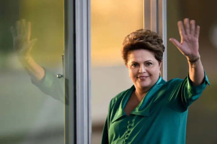 TSE decidiu hoje (4), por unanimidade, confirmar o registro de candidatura da ex-presidente Dilma Rousseff (Evaristo Sa/Getty Images)