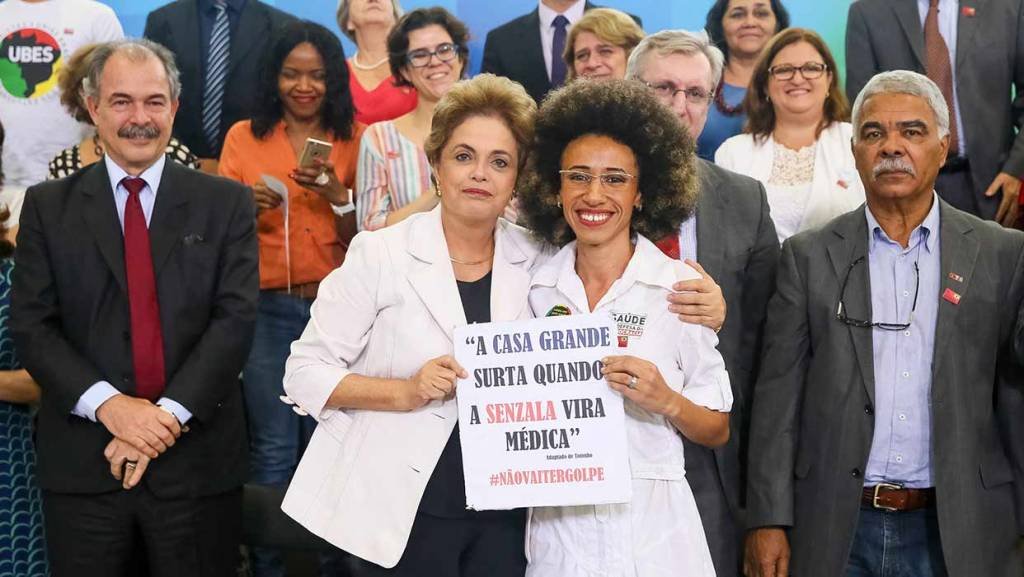 DILMA E PLACA POLÊMICA: a polarização está no auge / Roberto Stuckert Filho